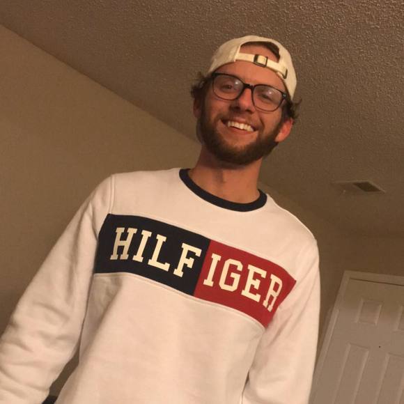 Meet your Posher, Kyle - Picture 1 of 1